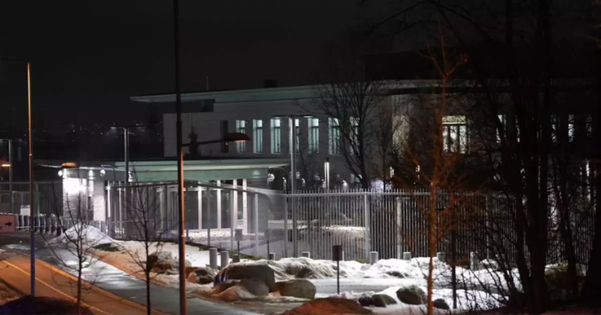 美國駐挪威大使館外疑發生爆炸 奧斯陸警方調查事件