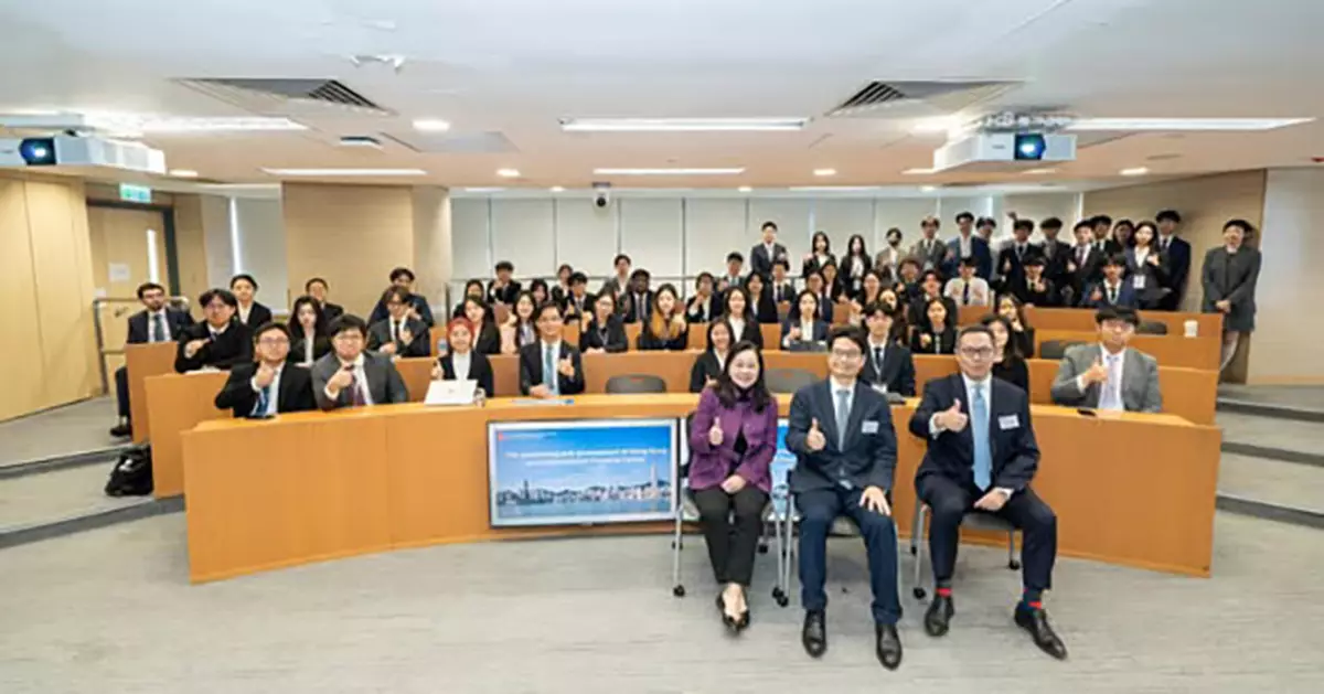 財庫局副局長陳浩濂訪港大 指金融業增長強勁為青年創優質職位