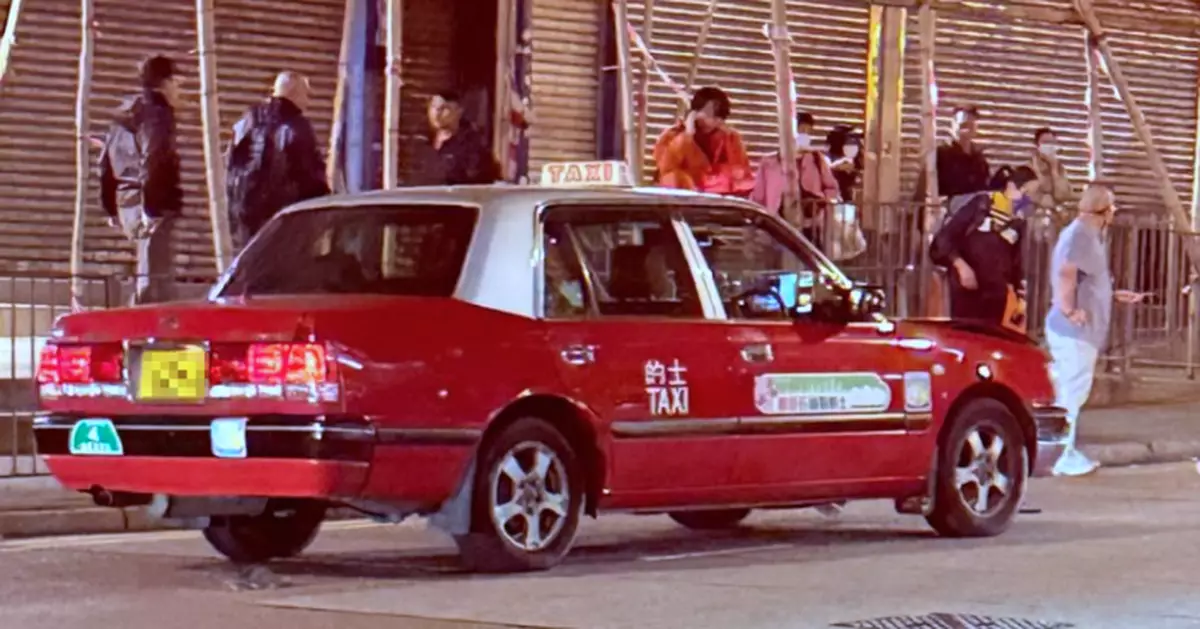 觀塘遭的士撞倒75歲男子延至早上不治 54歲司機涉危駕致他人死亡被捕