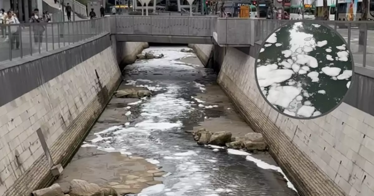 翠屏河突變「泡泡河」 環保署：消防車測試滅火泡沫不含毒性
