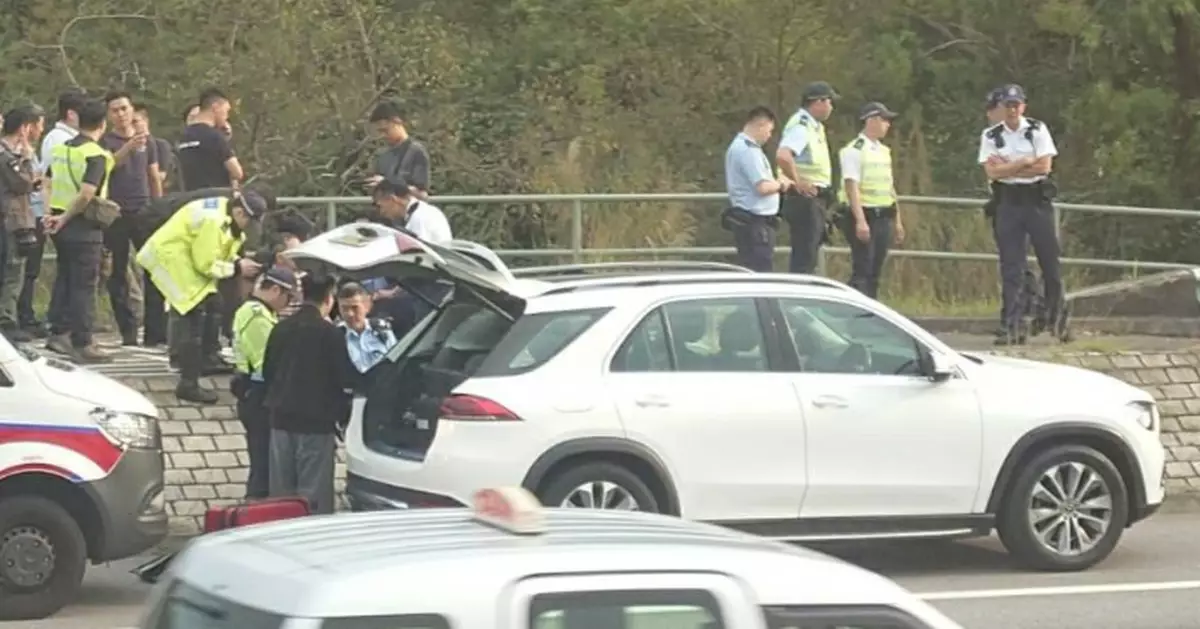 紅磡半島廣場店舖稱73條金條失竊疑前合伙人所為 警截查可疑車輛無果