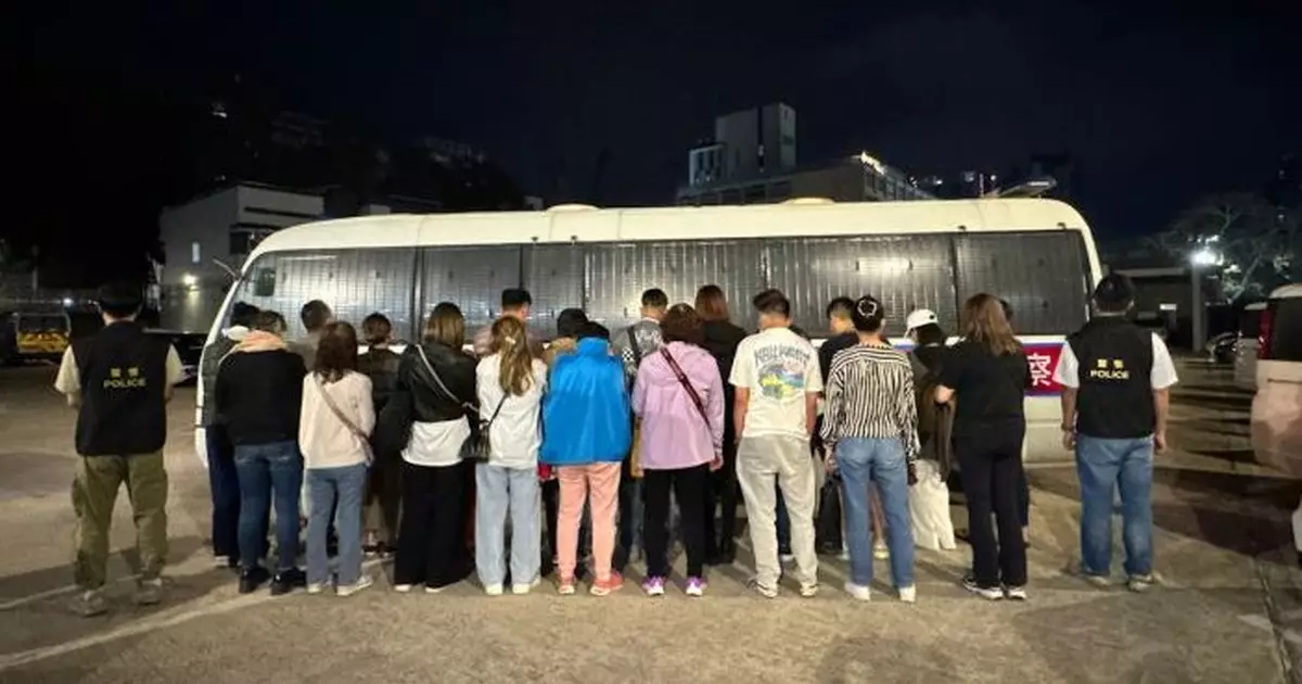 警方元朗集運自提點破非法賭檔 拘23人檢數千元現金