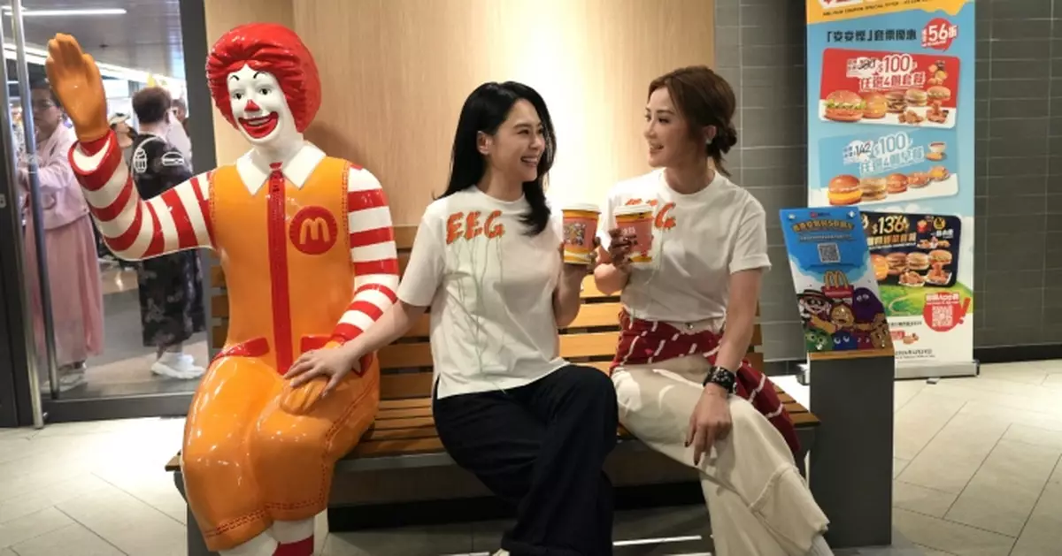 Twins落麥當勞派禮二重奏 近百fans早四個鐘霸定頭位等偶像