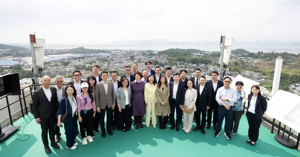 46名立會議員在4名局長陪同下考察北都 李慧琼信議員將繼續與政府溝通