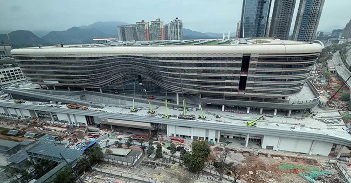 新皇崗口岸大樓主體完成施工　採「合作查驗一次放行」模式過關僅需5分鐘