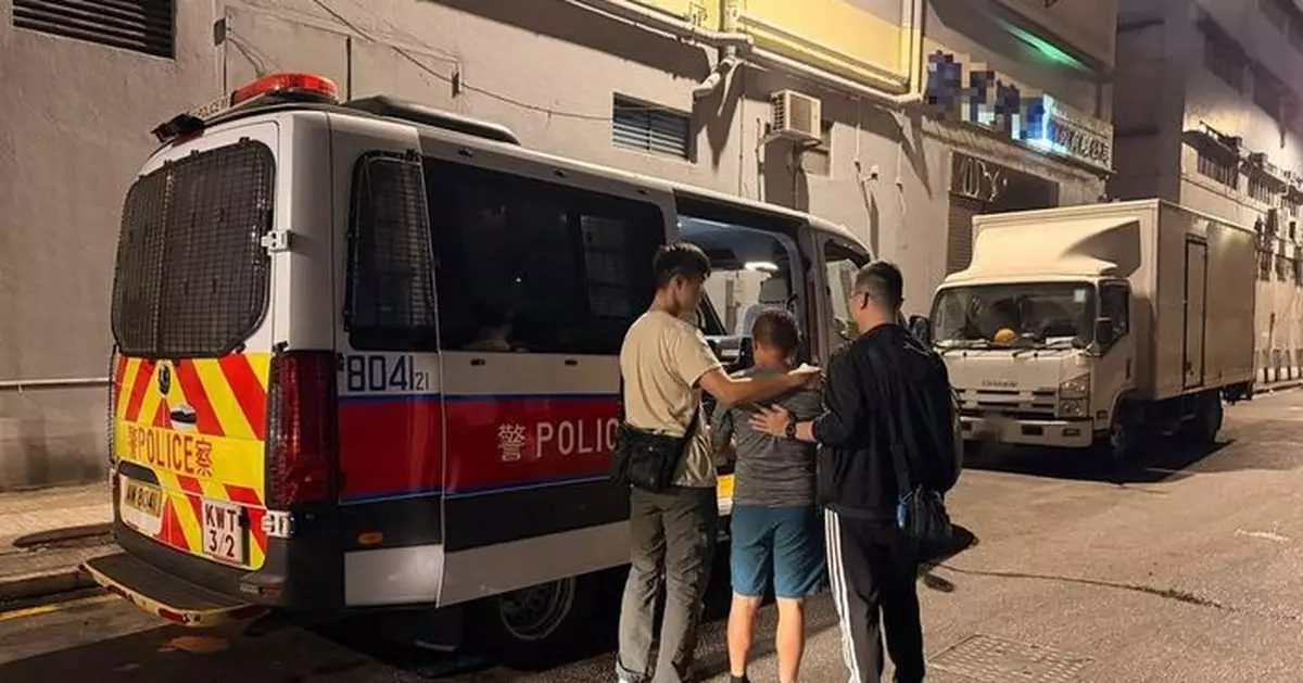 警方葵和街發現4貨車涉非法加油活動 檢市值約25萬元柴油及汽油拘一男