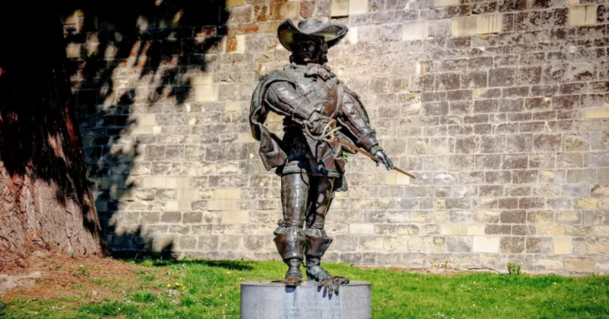 《三劍俠》達太安真身疑現荷蘭 教堂地陷揭骸骨 伴路易十四銀幣碎片