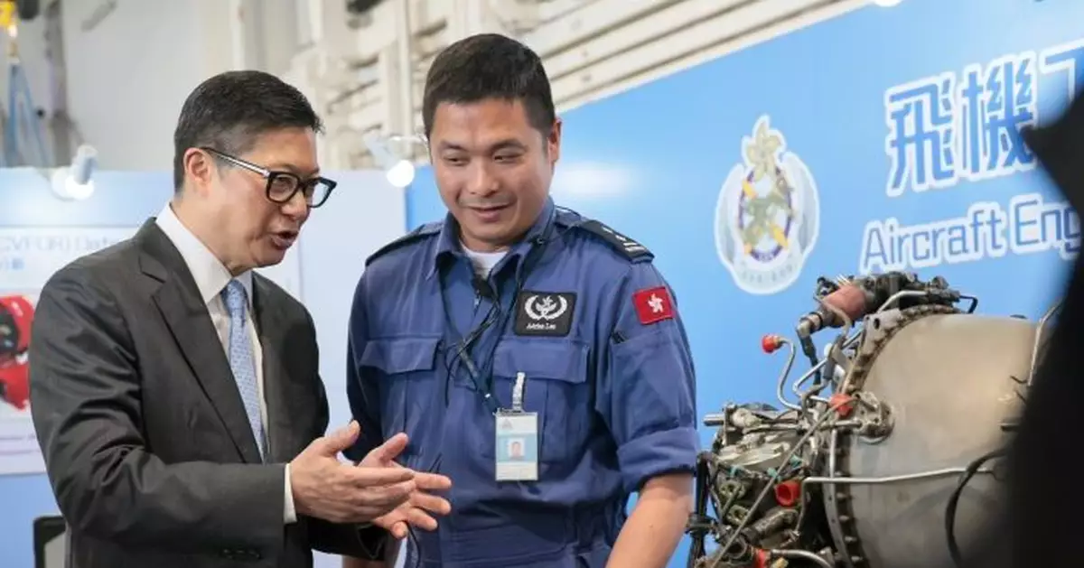 飛行服務隊航空啟導國際學院成立 鄧炳強：肩負培育國家及香港航空人才使命