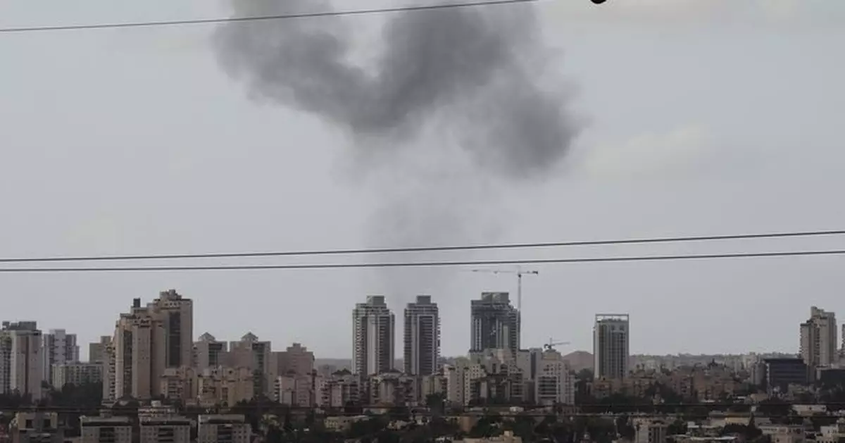 伊朗局勢 | 以色列南部工業區遭導彈攻擊引發大火 有危險物質洩漏