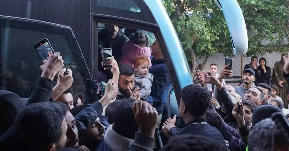 加沙新生嬰兒撤離兩年後回歸 面對未明將來