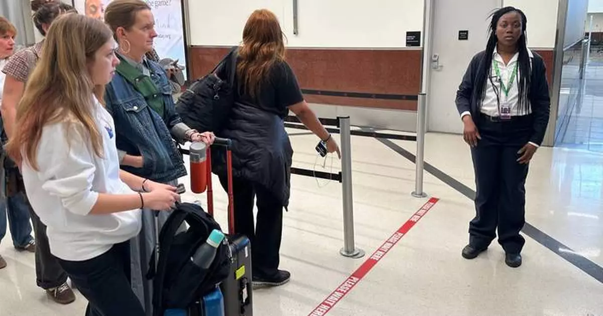 聯邦政府停擺影響空運 旅客促支付TSA人員薪金