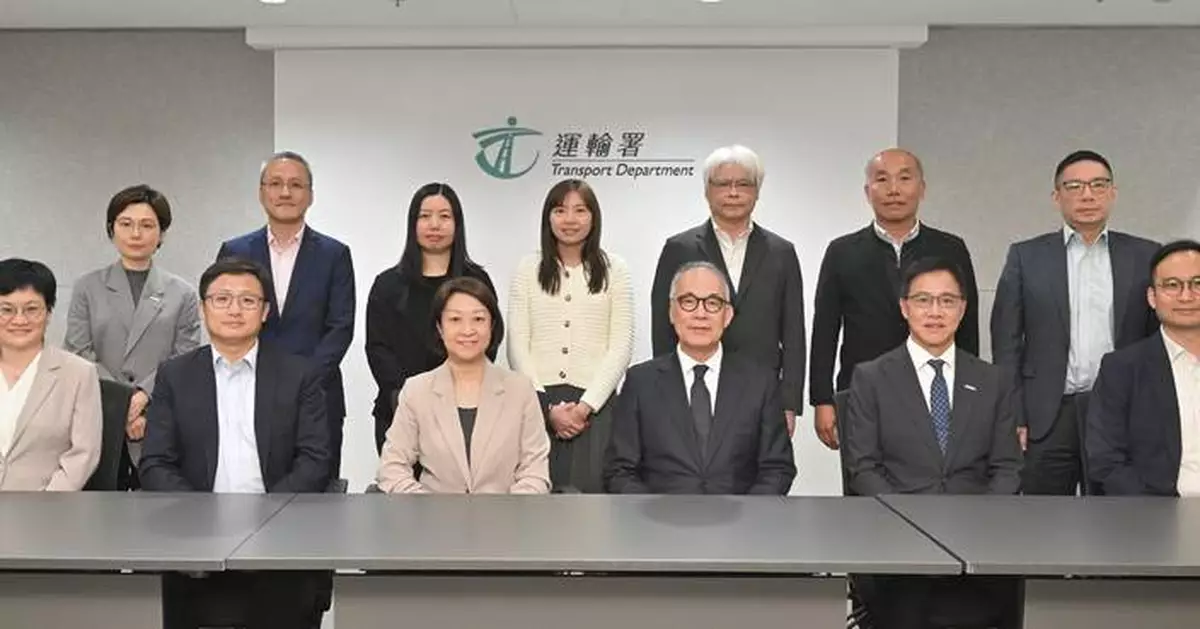 李頌恩主持自動駕駛車輛應用促進工作組首次會議