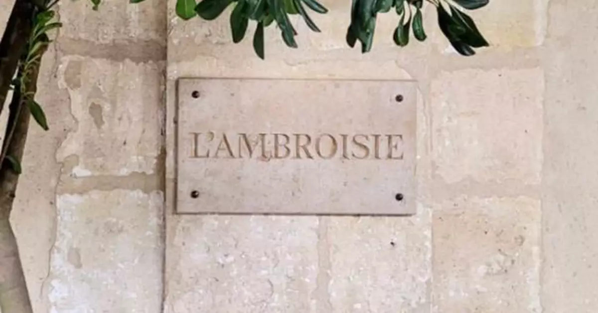 巴黎最古老三星米芝蓮餐廳「眾神的美饌」遭降級 主廚交接成致命傷