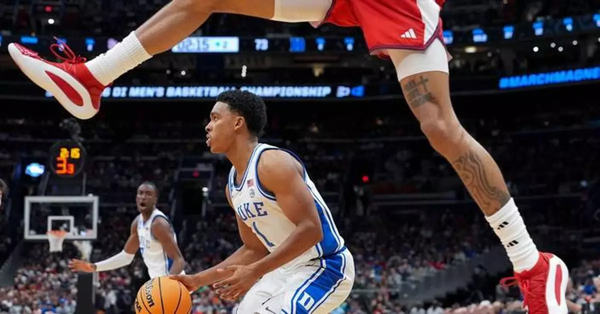 卡立科士打復出穩軍心 杜克大學挫聖約翰大學晉級精英八強