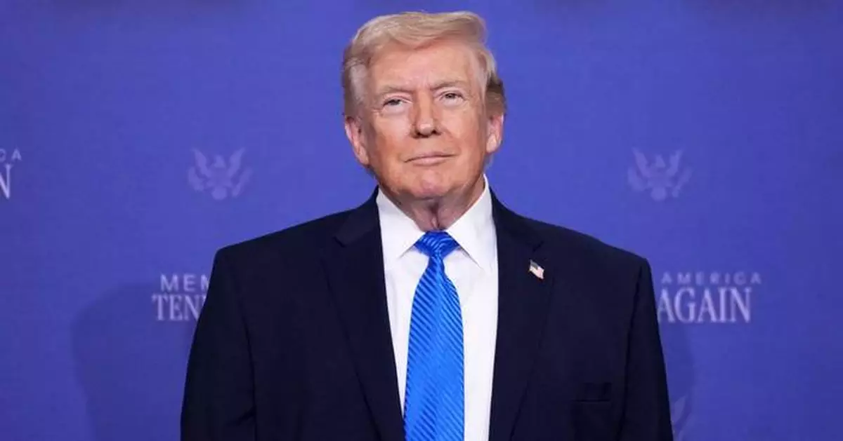 特朗普訪貓王故居雅園 稱與偶像長相相似