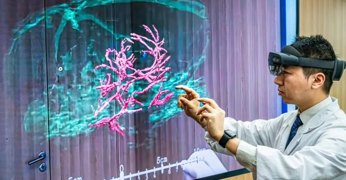 全國兩會｜十五五草案：深化拓展人工智能+壯大數字經濟核心產業