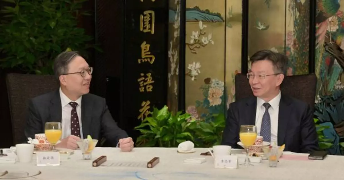 林定國與南京巿長共晉早餐就與香港合作機遇交流意見