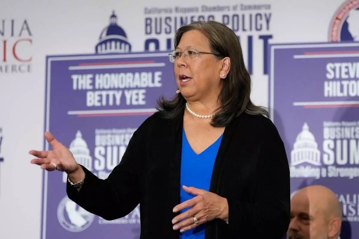 余淑婷於2026年4月14日周二在加州沙加緬度舉行的州長候選人論壇上發言。(美聯社圖片/Godofredo A. Vásquez) AP圖片