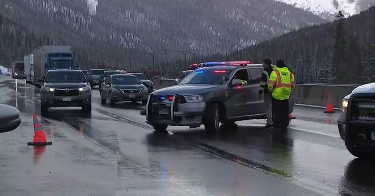 科羅拉多州70號州際公路約70車輛連環相撞 8人送院