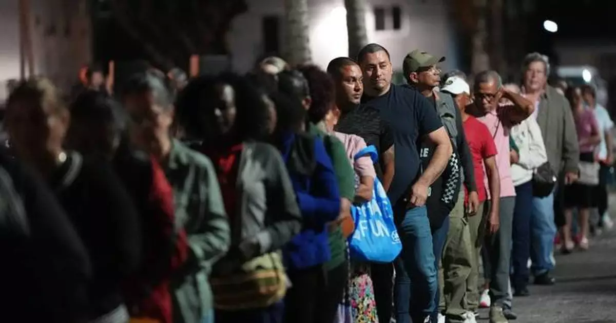 耶穌受難日全球信徒莊嚴紀念 傳統儀式與虔誠遊行並行