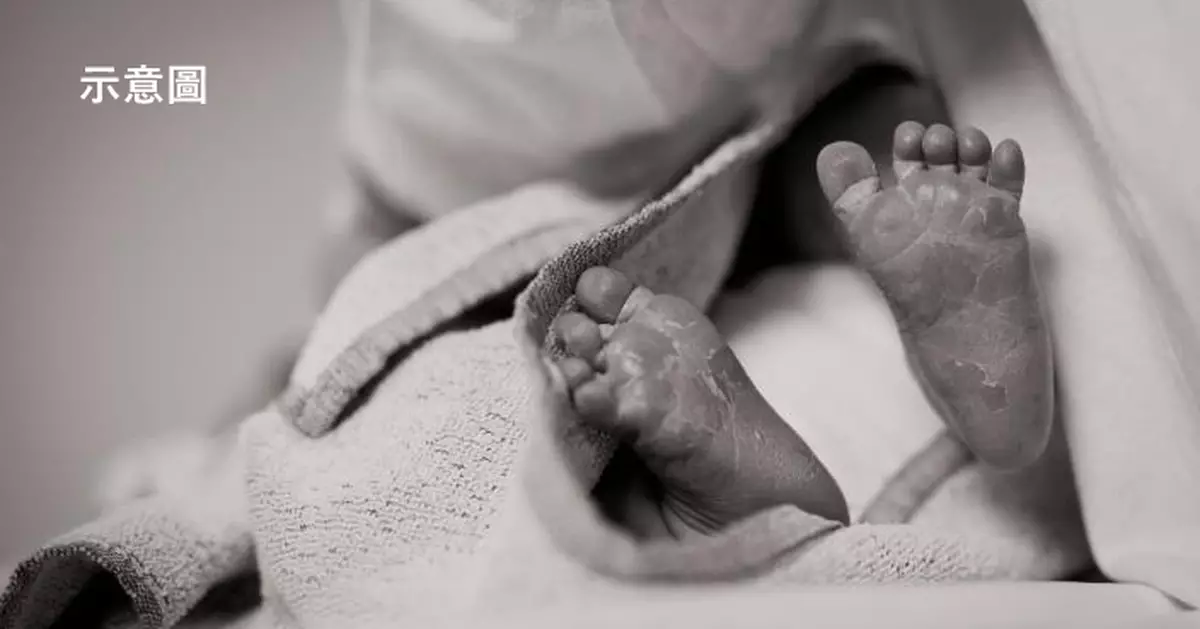 美夫婦涉虐待謀殺2歲親生仔 男童餓極啃食尿布墻皮體重僅正常一半