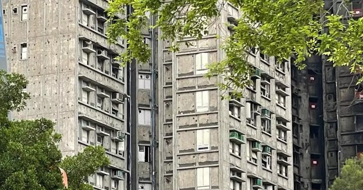 大埔火災｜宏福苑居民周一起分批上樓 卓永興：有需要可於3小時內多次上落執拾