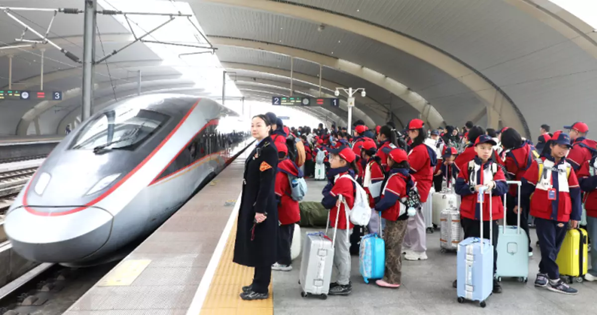 內地鐵路清明假期運輸啟動 料5天將接送9050萬人次旅客