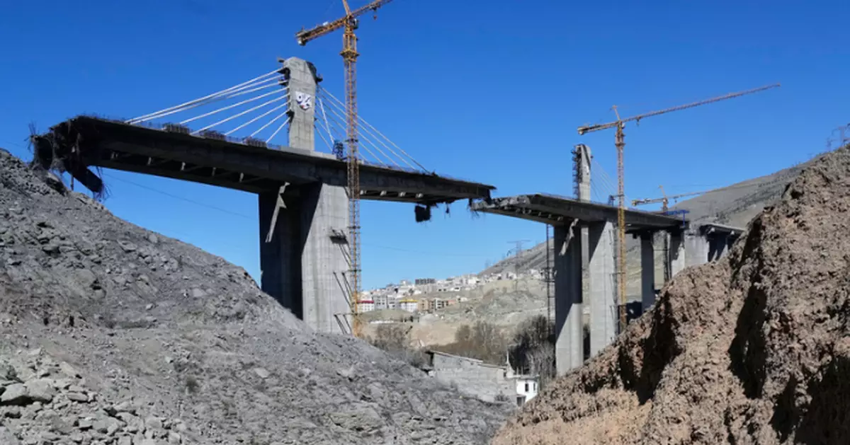 中東局勢｜中國批美軍炸斷伊朗大橋違國際法促停火