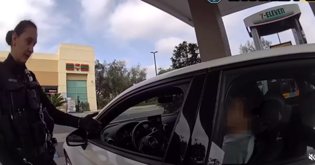 入油想唔俾錢？美國男賴死唔走想加「免費油」 最終被押上警車