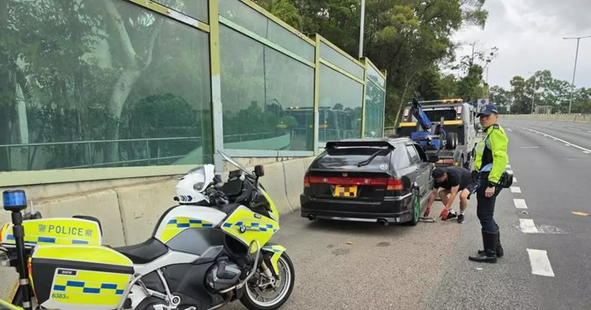 警方西九打擊非法賽車等違規罪行 拘3男涉酒駕危駕扣留22輛改裝車