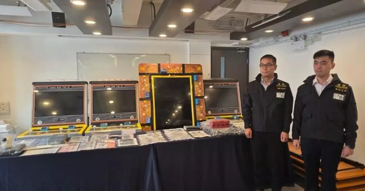 東區警區反三合會行動拘18人 14歲男童涉招攬同學入會被捕