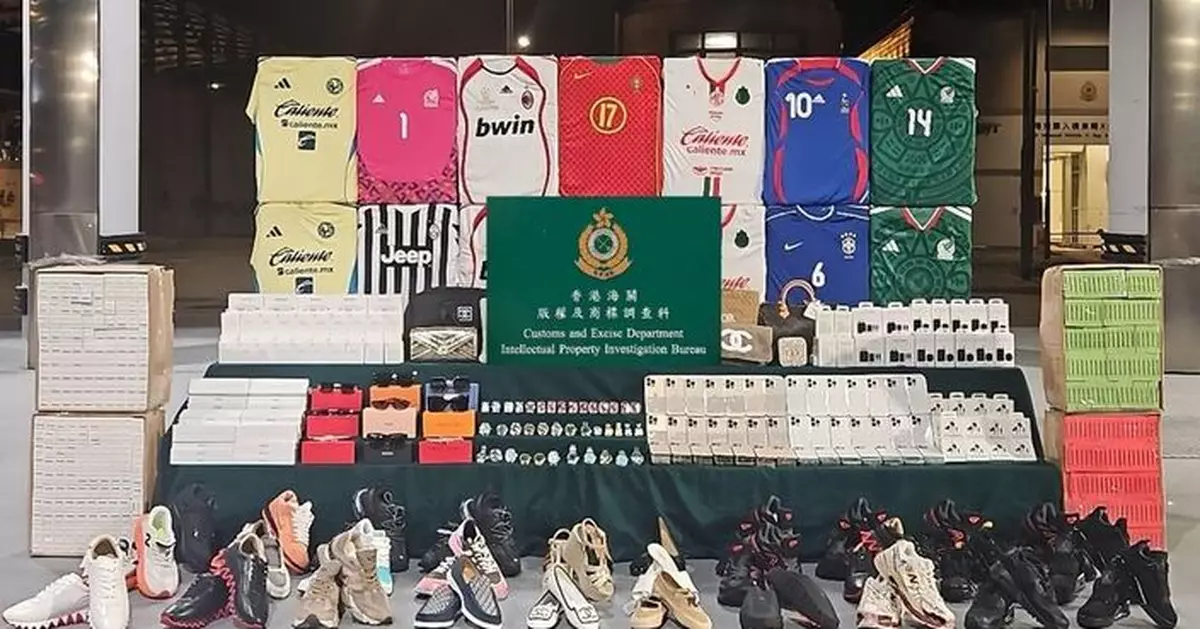 海關港珠澳大橋截入境貨車 檢逾二萬件冒牌貨及另類煙產品