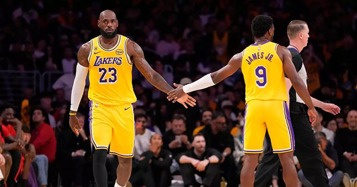 肯納德轟27分勒邦占士雙雙 湖人季後賽首戰爆冷挫火箭