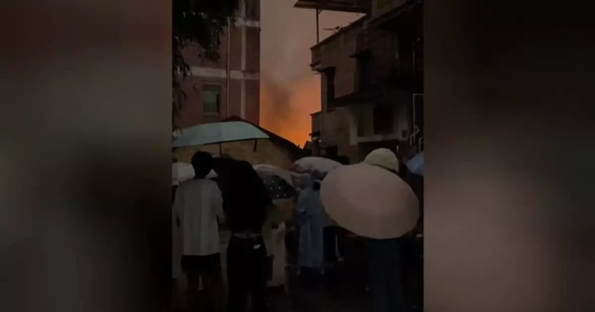 成都居民小區火警5死2傷 當局調查起火原因