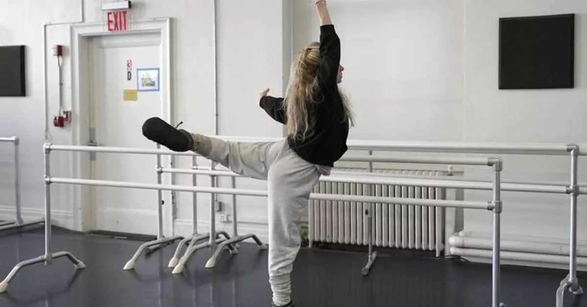 紐約市芭蕾舞團首席舞者戴助聽器 克服聽力障礙重拾舞台人生