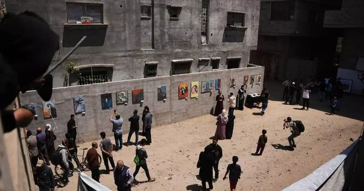 加沙巴勒斯坦青年藝術家辦展覽 畫作呈現戰火下生活與停火困境