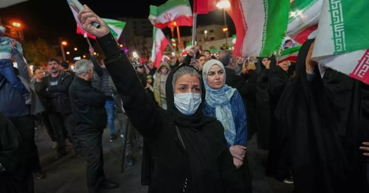 伊朗多城空襲逾25人亡 特朗普揚言打擊基建限期將至