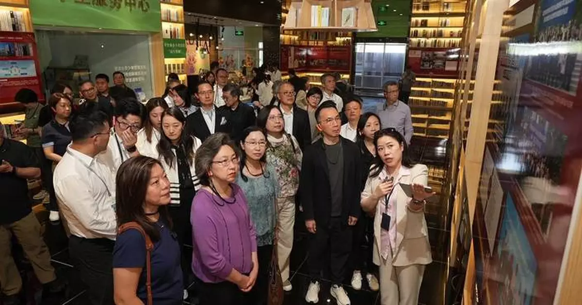 楊何蓓茵﹕政府常秘及部門首長研修班行程 增進川港蓉港官員間聯繫與情誼