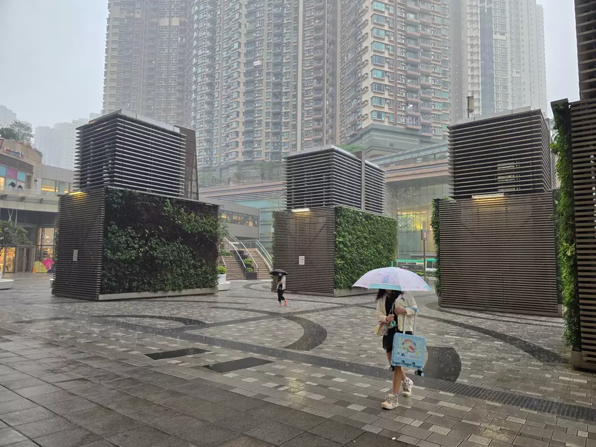 巴士的報記者攝