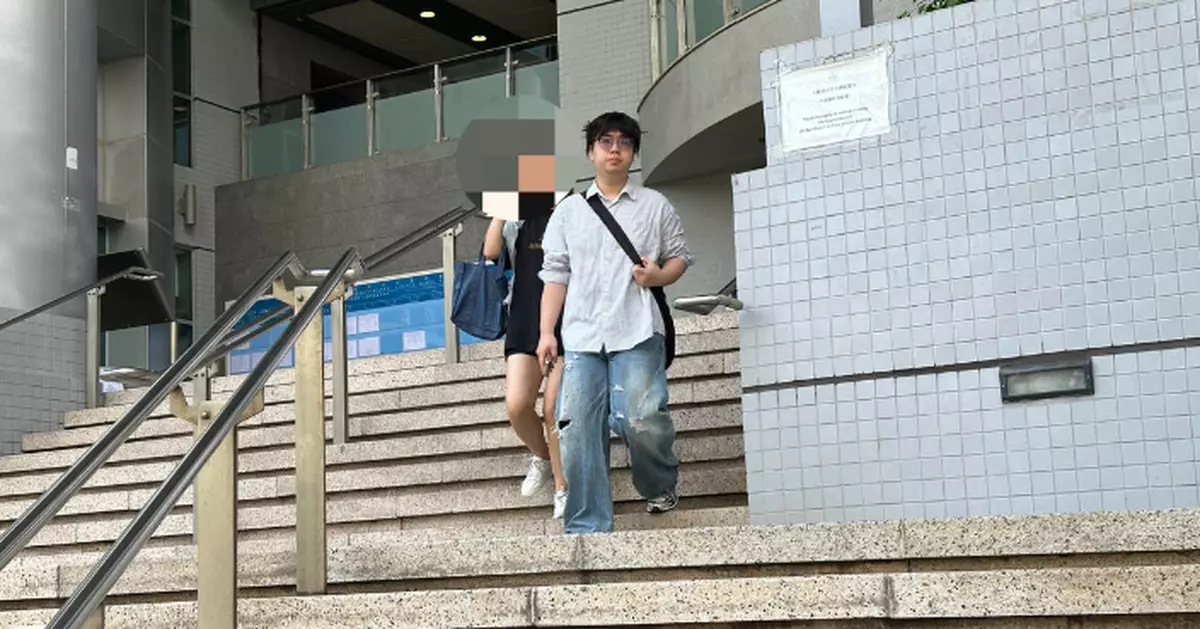 兼職廚師攜「鐵蓮花」乘高鐵往內地參加音樂節 被裁定管有違禁武器罪成 罰款3000元