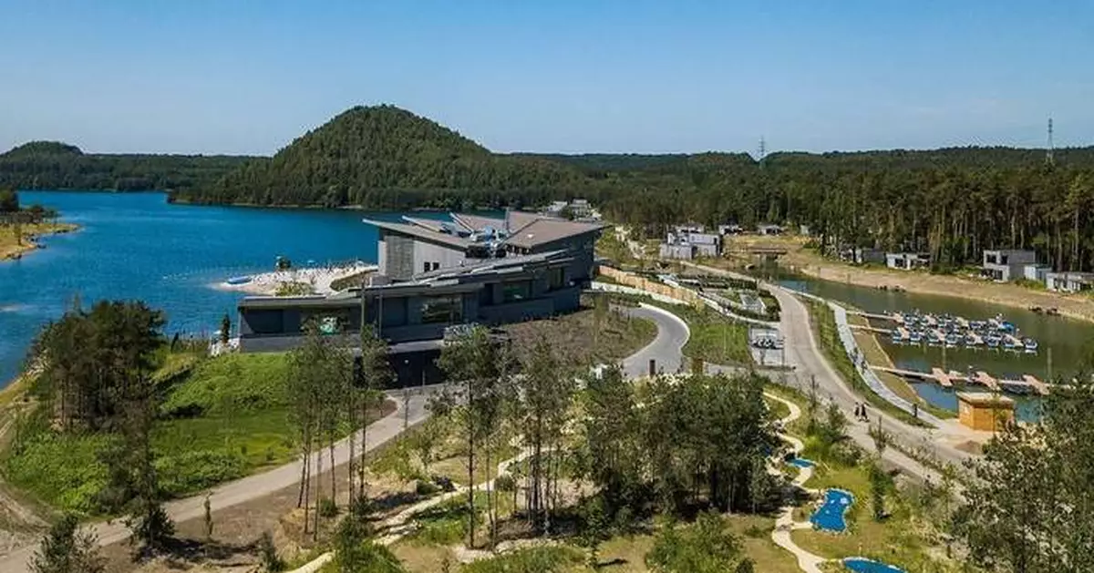 TwentyTwo Real Estate收購比利時Terhills度假村