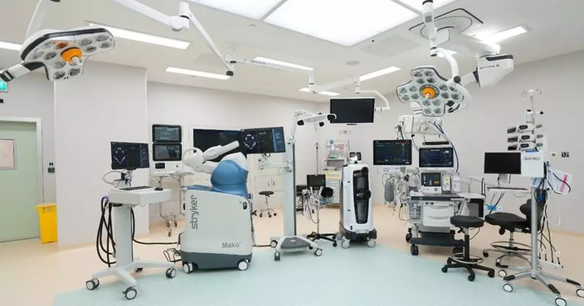 實現精準微創技術 協和澳門醫學中心完成全澳首例機器人輔助膝關節單髁置換術