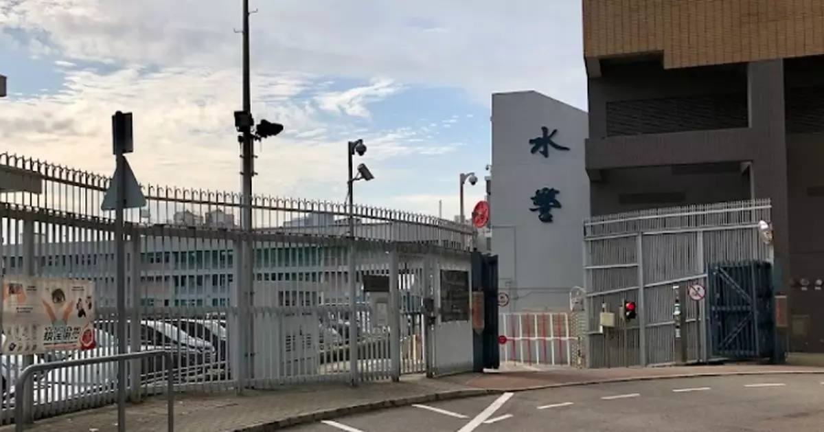 警搗破疑經水路走私入境私煙儲存及分銷倉庫拘7人
