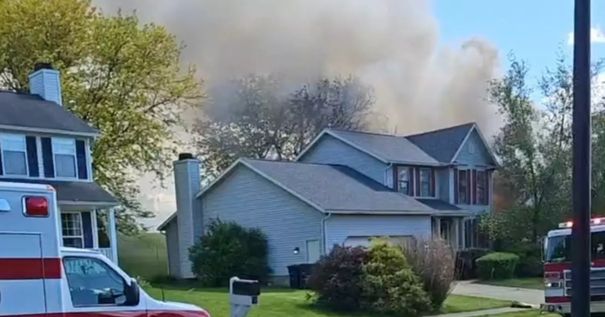 俄亥俄州小型飛機墜屋爆炸起火 機上兩人死亡