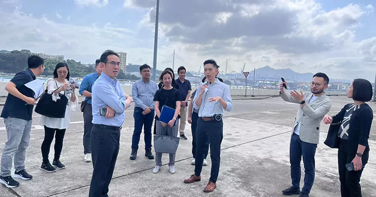 發展局副局長落區視察 研究長沙灣副食品批發市場增設海濱長廊