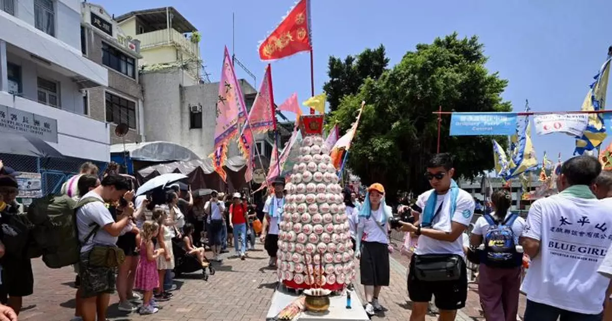 新渡輪中環往返長洲早8晚9共載38000人次 凌晨將加班疏導遊人返市區