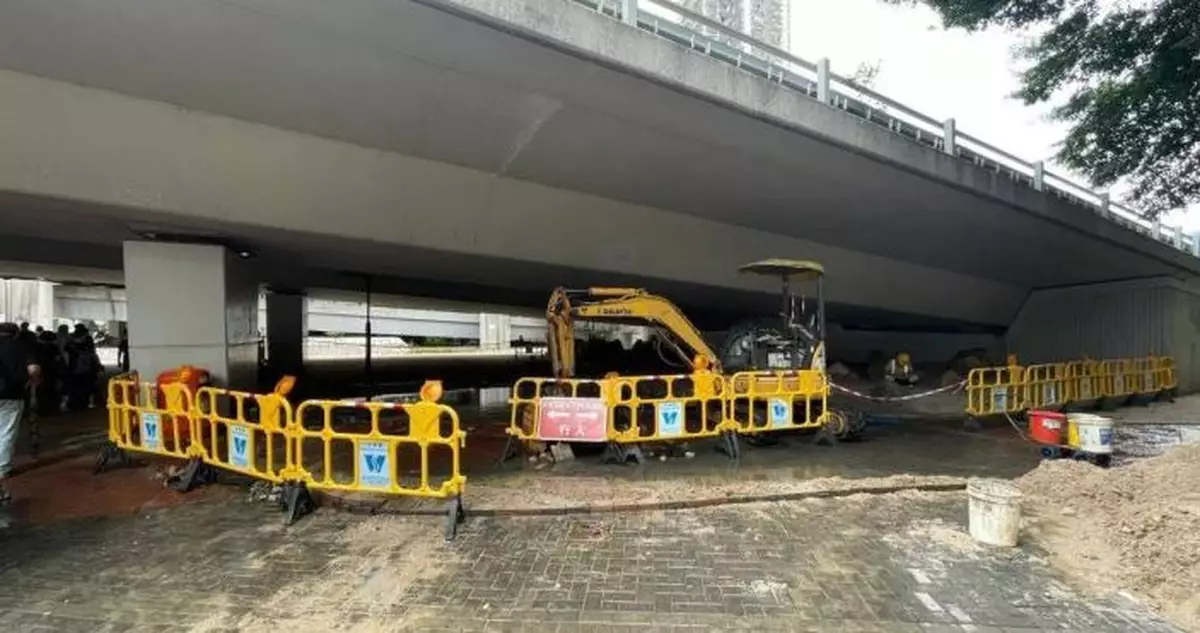 屯門杯渡路橋底緊急水管維修較預期複雜 料周四早上6時前恢復沖廁水供應
