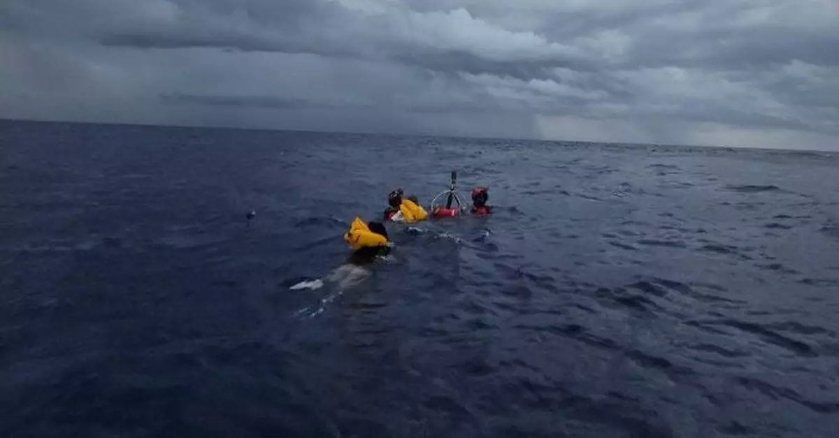 小型客機佛州對開海域失事 機上11人海上漂浮5小時奇蹟獲救