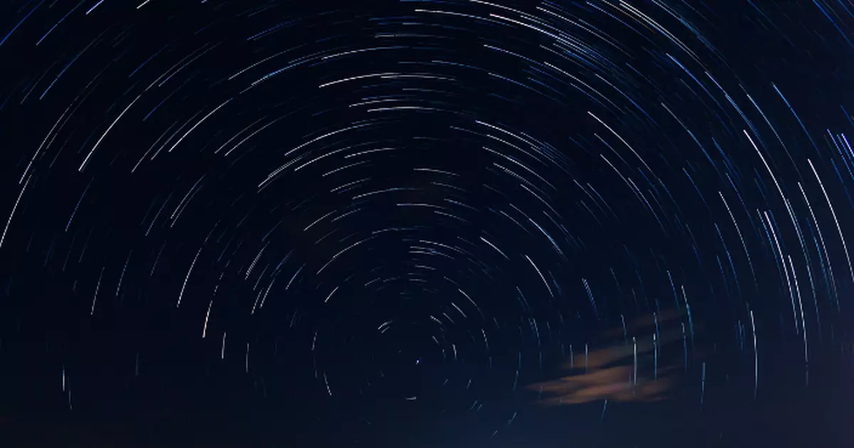 為何星光會閃爍？天文學家解構大氣層的「眨眼」秘密