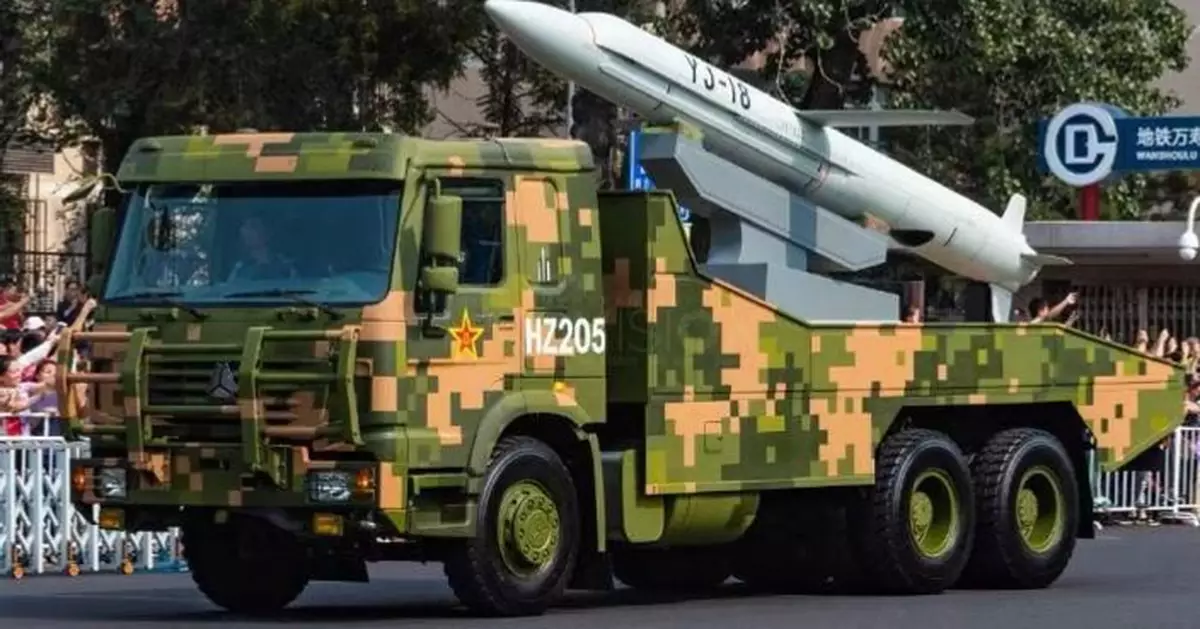 彈頭鑽進靶艦內部才引爆，潛射鷹擊-18A實戰畫面曝光，射程600公里可在航母防空圈外開火